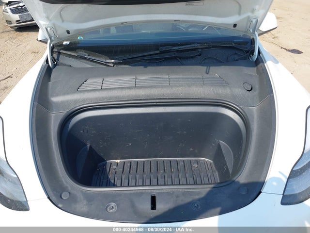 2022 TESLA MODEL Y 7SAYGDEE3NA012145 Photo 9