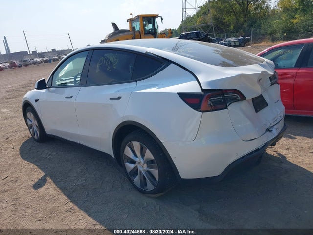 2022 TESLA MODEL Y 7SAYGDEE3NA012145 Photo 2