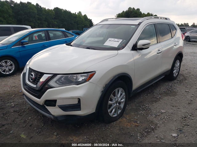 Nissan ROGUE SV 2017 JN8AT2MT5HW147083 Image 2