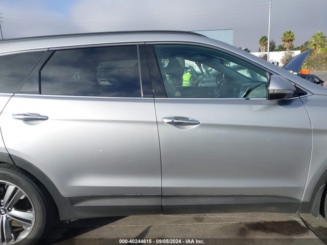 Продажа на аукционе авто 2015 Hyundai Santa Fe Limited, vin: KM8SR4HF4FU121111, номер лота: 40244615