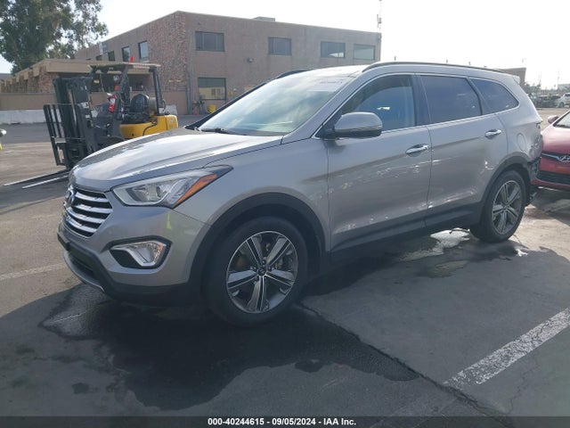 Продажа на аукционе авто 2015 Hyundai Santa Fe Limited, vin: KM8SR4HF4FU121111, номер лота: 40244615