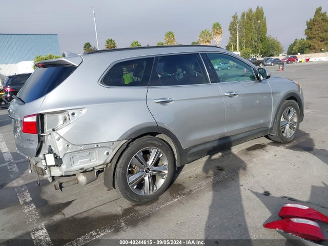 Продажа на аукционе авто 2015 Hyundai Santa Fe Limited, vin: KM8SR4HF4FU121111, номер лота: 40244615