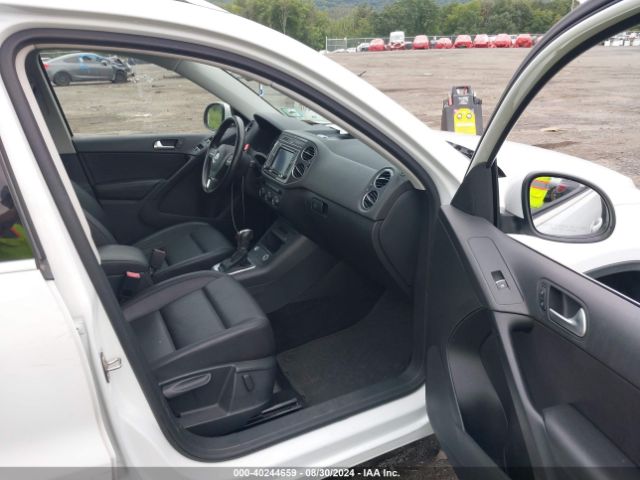 WVGBV7AX6GW604492 Volkswagen TIGUAN SE