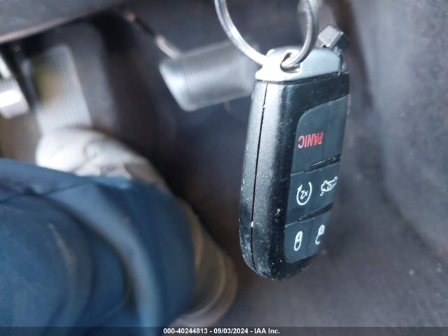 Chrysler 300C 2016 2C3CCAEG2GH243433 Image 11