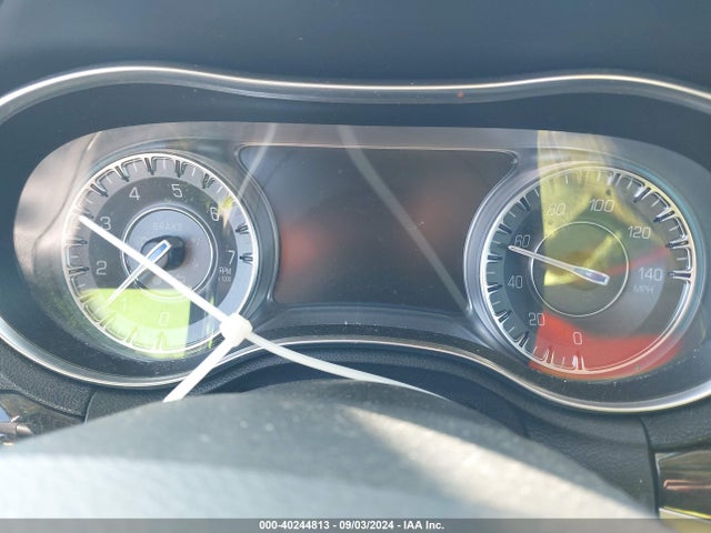 Chrysler 300C 2016 2C3CCAEG2GH243433 Image 7