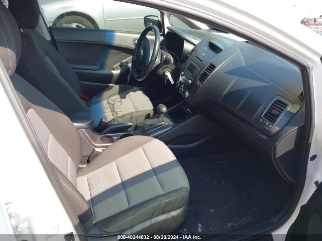 KNAFX4A84E5124233 KIA FORTE EX