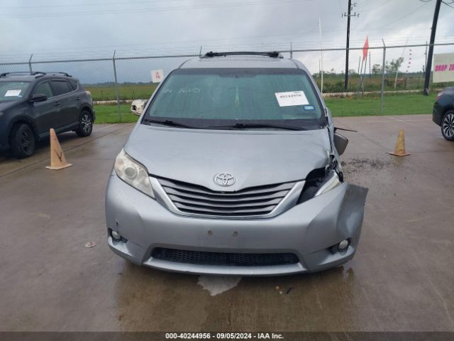 5TDYK3DC7FS601611 Toyota Sienna Xle 8 Passenger