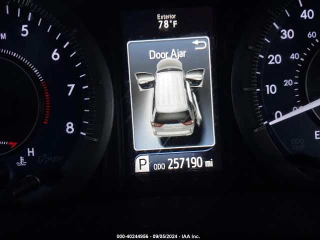 5TDYK3DC7FS601611 Toyota Sienna Xle 8 Passenger