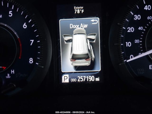 5TDYK3DC7FS601611 Toyota Sienna Xle 8 Passenger