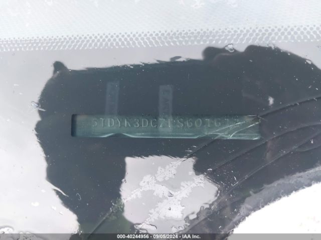 5TDYK3DC7FS601611 Toyota Sienna Xle 8 Passenger