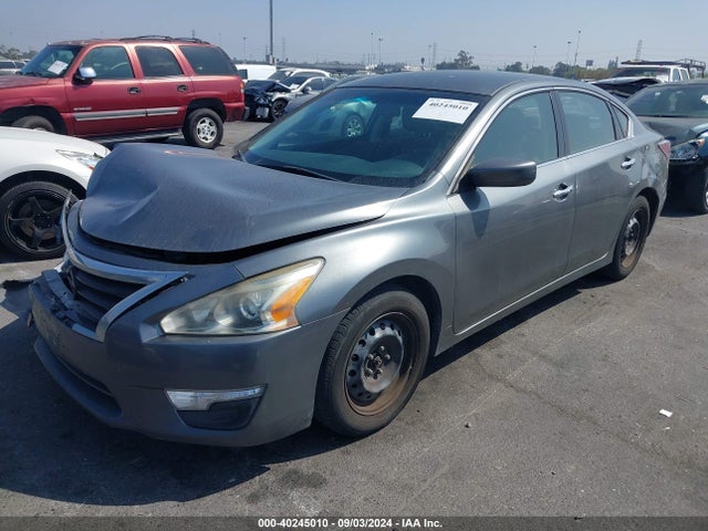 Nissan Altima 2.5 S 2014 1N4AL3AP0EC201370 Image 2