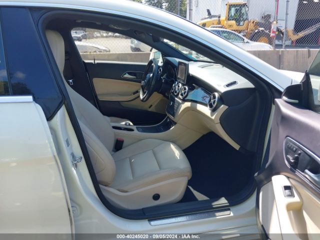 WDDSJ4GB8FN233243 Mercedes-Benz CLA 250 4MATIC