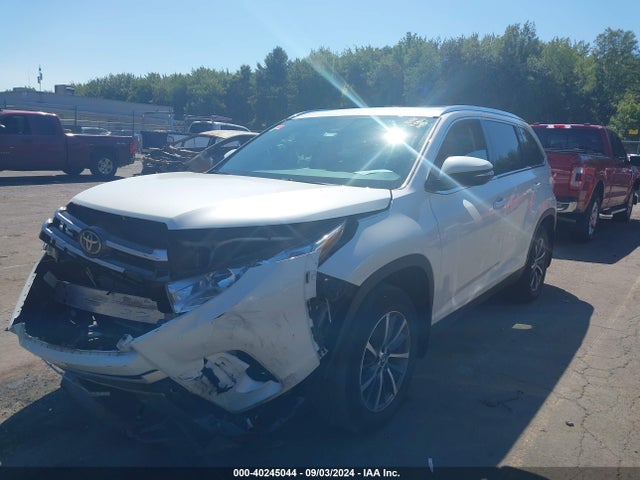 Toyota Highlander Xle 2019 5TDJZRFH6KS604681 Image 2
