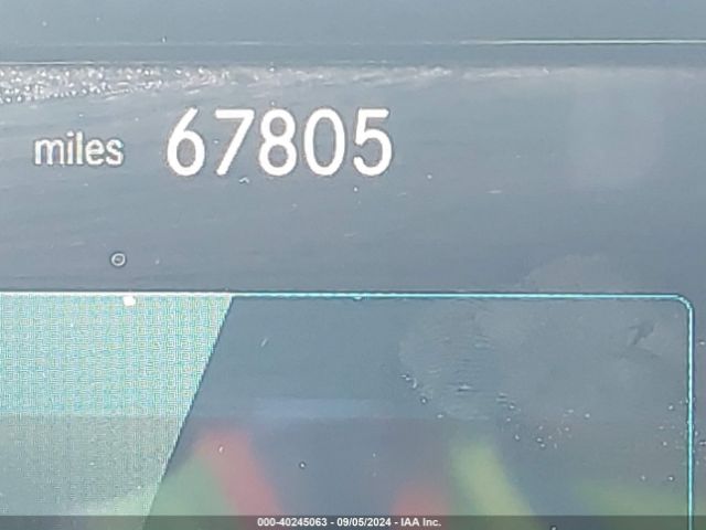WDD3G4EBXKW033331 Mercedes-Benz A 220