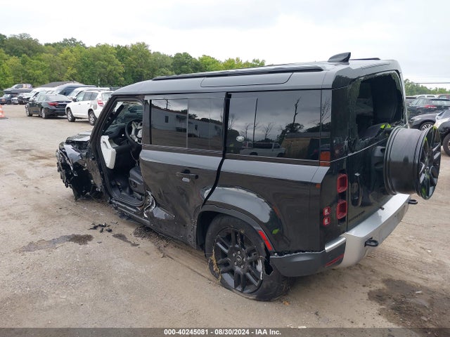 SALEJ7EU1R2282585 Land Rover Defender 110 P400 S