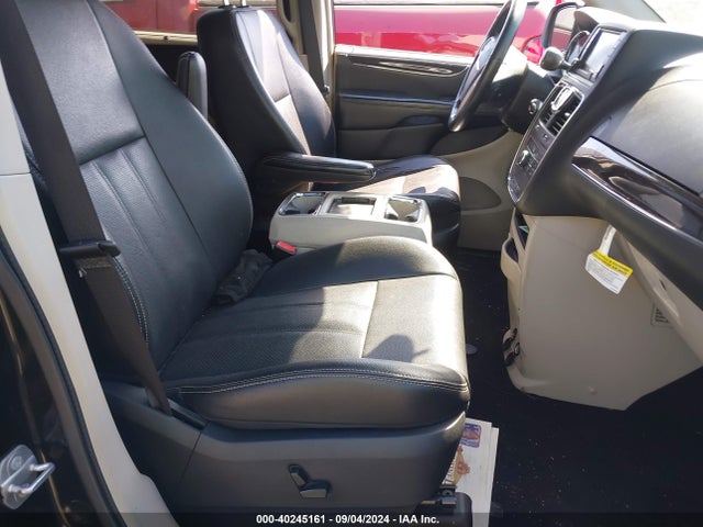 2C4RC1CG9FR662316 Chrysler Town & Country Touring-l