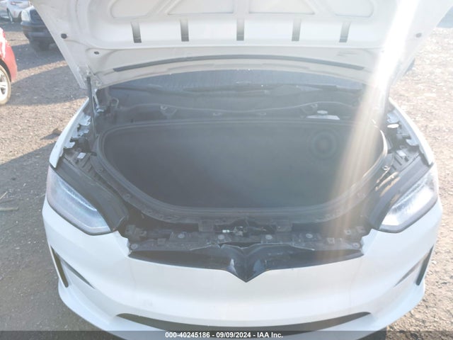 2023 TESLA MODEL X 7SAXCBE63PF400552 Photo 9