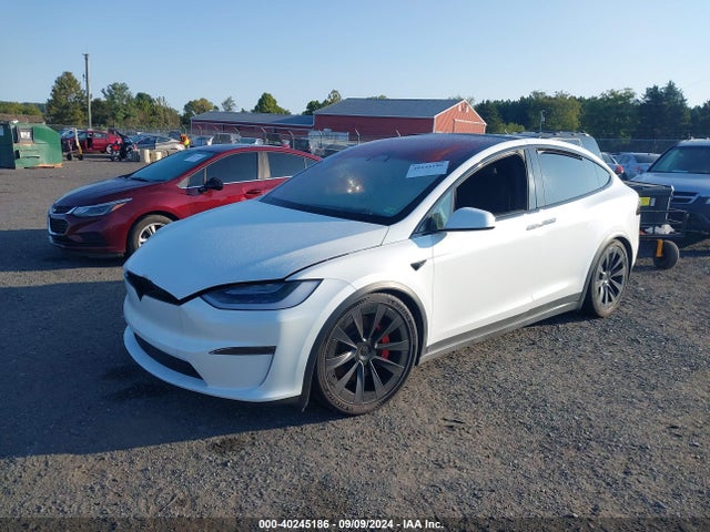 2023 TESLA MODEL X 7SAXCBE63PF400552 Photo 1