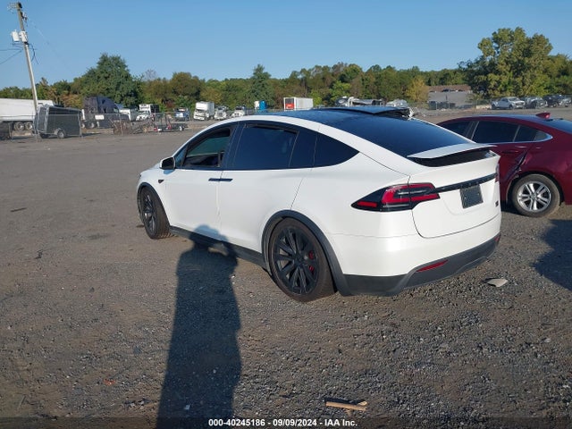 2023 TESLA MODEL X 7SAXCBE63PF400552 Photo 2