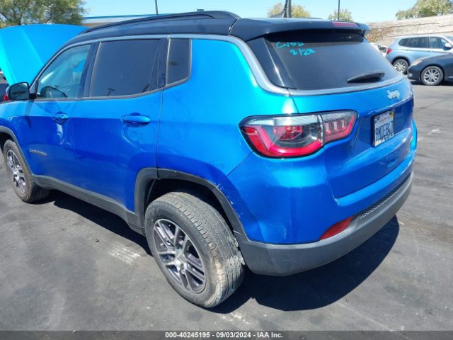 3C4NJCBB5JT328487 Jeep Compass Latitude Fwd