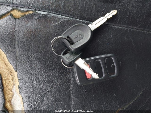 2004 MITSUBISHI ENDEAVOR 4A4MM41S34E102066 Photo 10