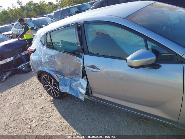 JF1GUAFC5R8320073 Subaru Impreza Sport 5-door