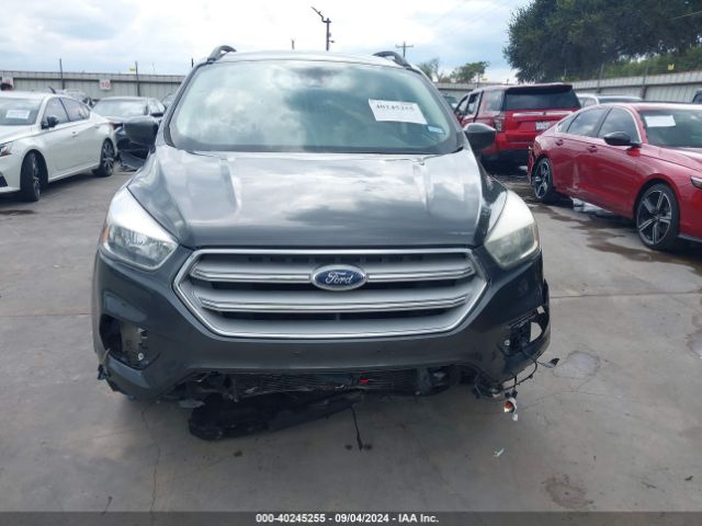 1FMCU0GD1JUC38228 Ford ESCAPE SE