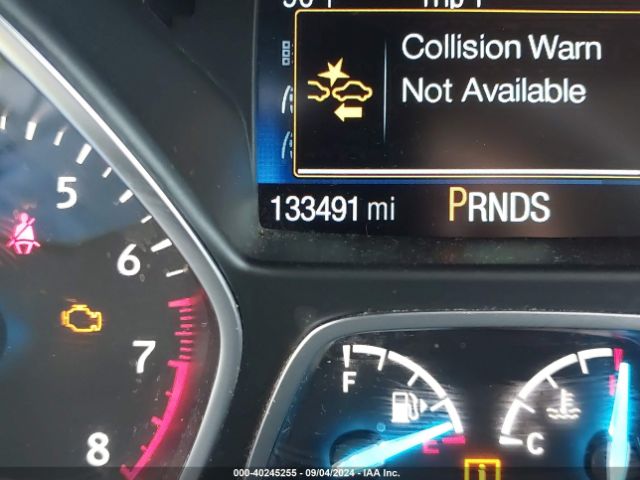 1FMCU0GD1JUC38228 Ford ESCAPE SE