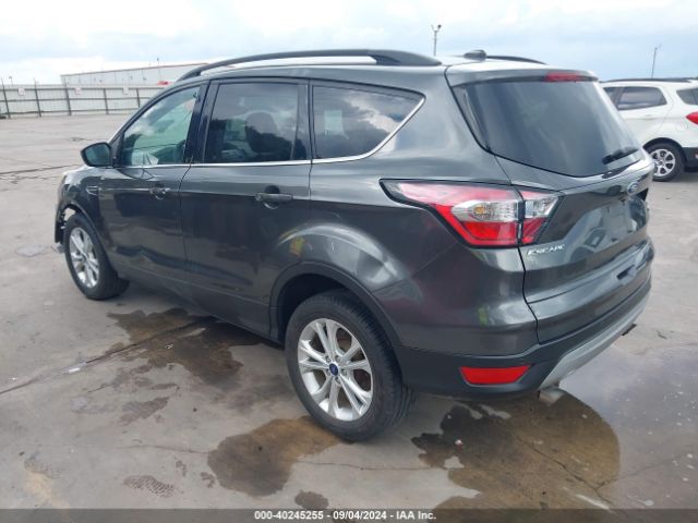 1FMCU0GD1JUC38228 Ford ESCAPE SE