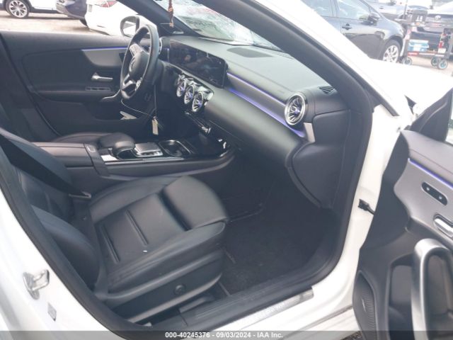 W1K5J4GB9LN082728 Mercedes-Benz CLA 250