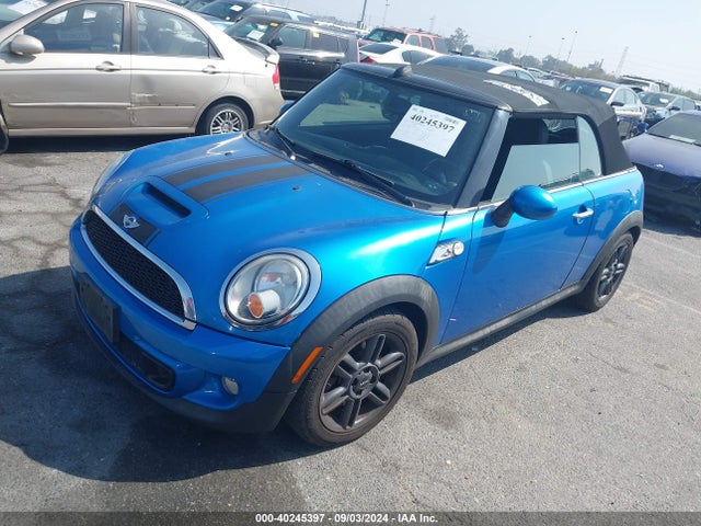 2011 MINI COOPER S WMWZP3C53BT249127 Photo 1