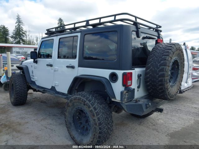 1C4BJWDG2GL301166 Jeep Wrangler Unlimited Sport