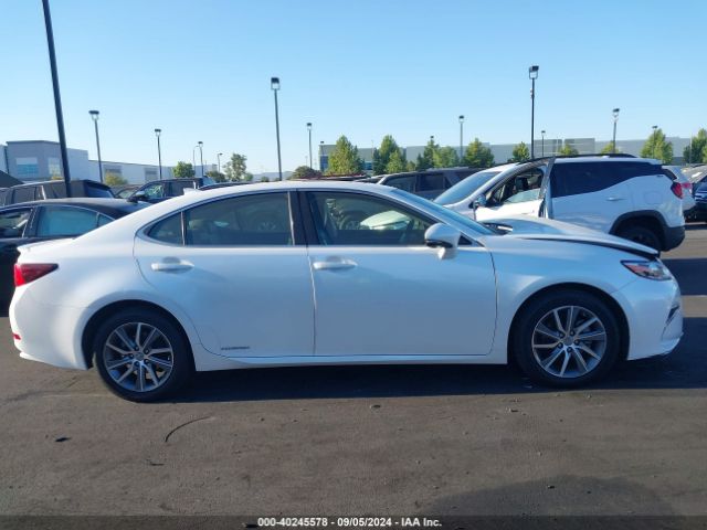 JTHBW1GGXJ2169057 Lexus ES 300H