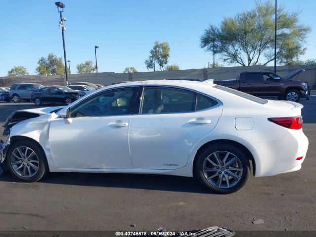 JTHBW1GGXJ2169057 Lexus ES 300H