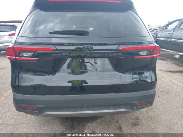 Toyota Grand Highlander Limited 2024 5TDAAAA59RS014586 Image 17