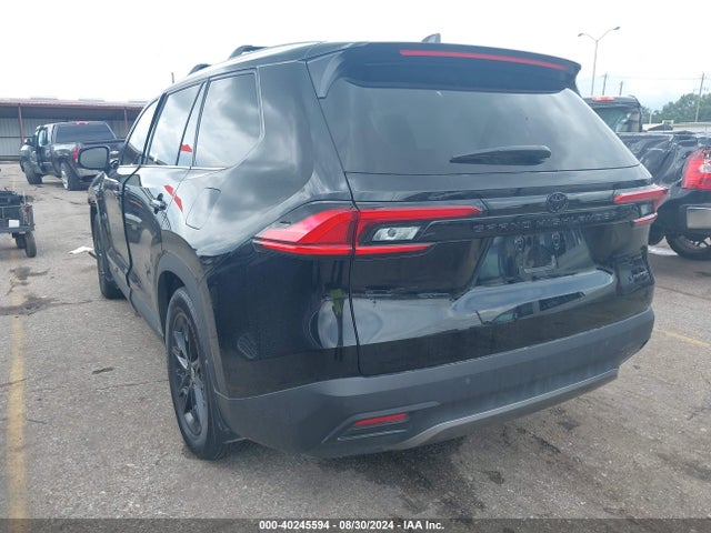 Toyota Grand Highlander Limited 2024 5TDAAAA59RS014586 Image 3