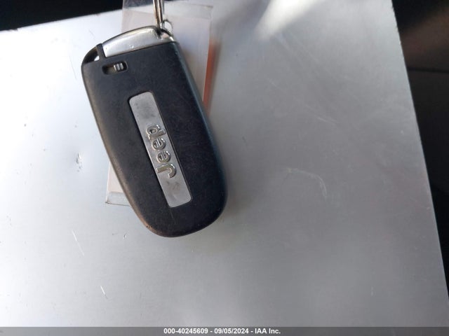 1C4RJFAG6FC618014 Jeep Grand Cherokee Laredo