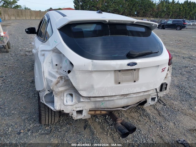 Ford FOCUS ST 2016 1FADP3L99GL342506 Image 6