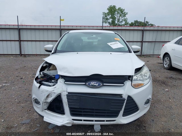 Ford FOCUS SE 2014 1FADP3K26EL253851 Image 13