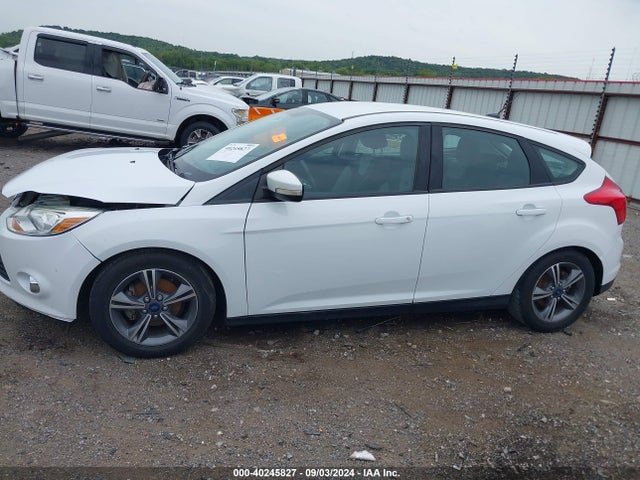 Ford FOCUS SE 2014 1FADP3K26EL253851 Image 15