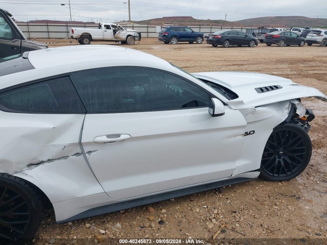 Ford Mustang Gt Premium 2018 1FA6P8CF5J5144867 Image 21