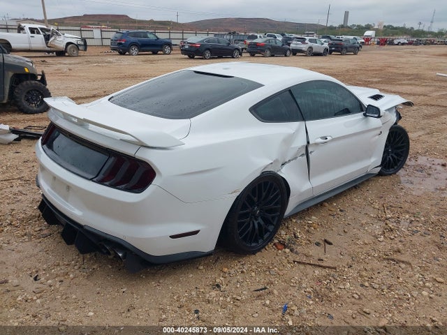 Ford Mustang Gt Premium 2018 1FA6P8CF5J5144867 Image 4