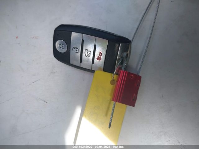 KNDCB3LC3H5049321 KIA NIRO LX