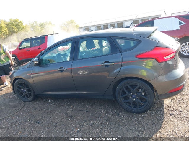 Ford FOCUS SE 2016 1FADP3K22GL345929 Image 14