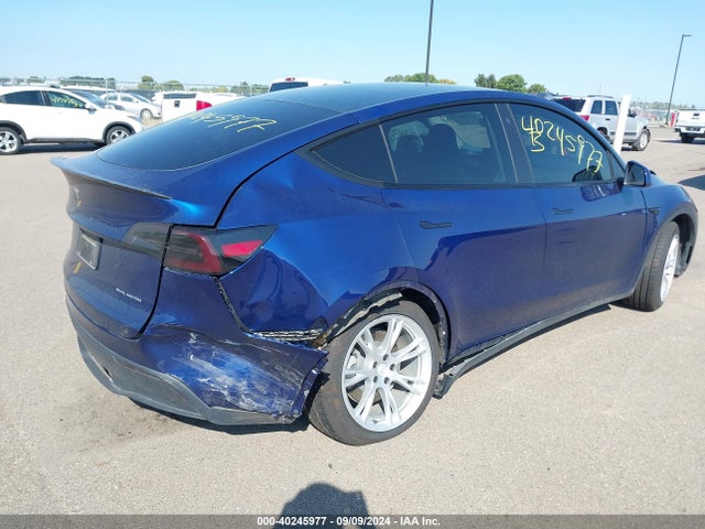 2020 TESLA MODEL Y 5YJYGDEE5LF035228 Photo 3