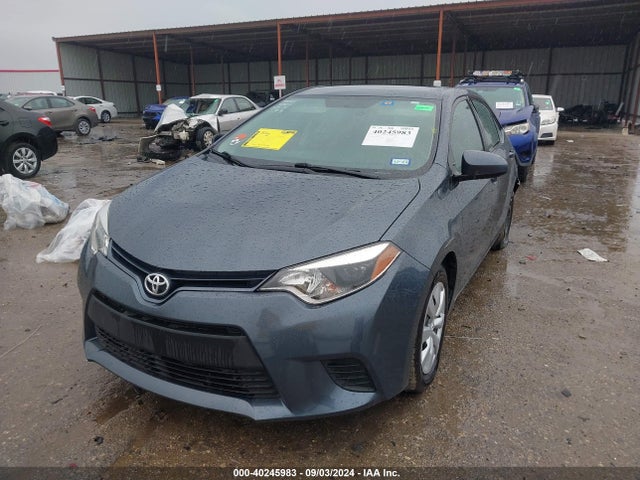 Toyota COROLLA LE 2015 5YFBURHE4FP245903 Image 2