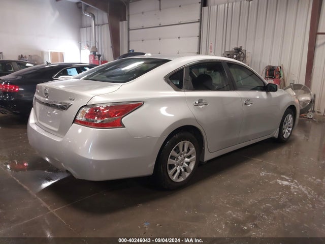 Nissan Altima 2.5 S 2015 1N4AL3AP5FN354431 Image 4