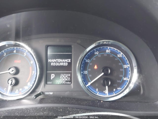 Toyota COROLLA LE 2018 5YFBURHE9JP758590 Image 7