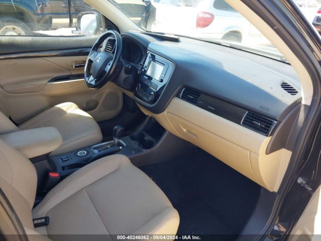 JA4AZ3A31GZ027812 Mitsubishi Outlander Sel