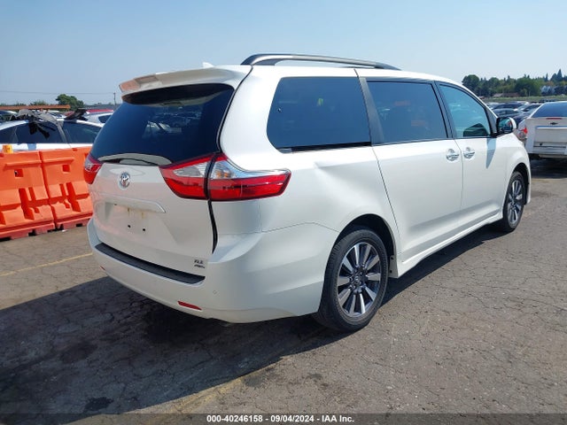 Toyota Sienna Xle 7 Passenger 2018 5TDDZ3DC1JS206228 Image 4